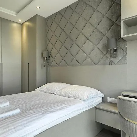 Apartment Neptun Park- Elegance Gdansk