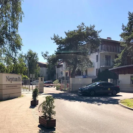 Apartment Neptun Park- Elegance *
